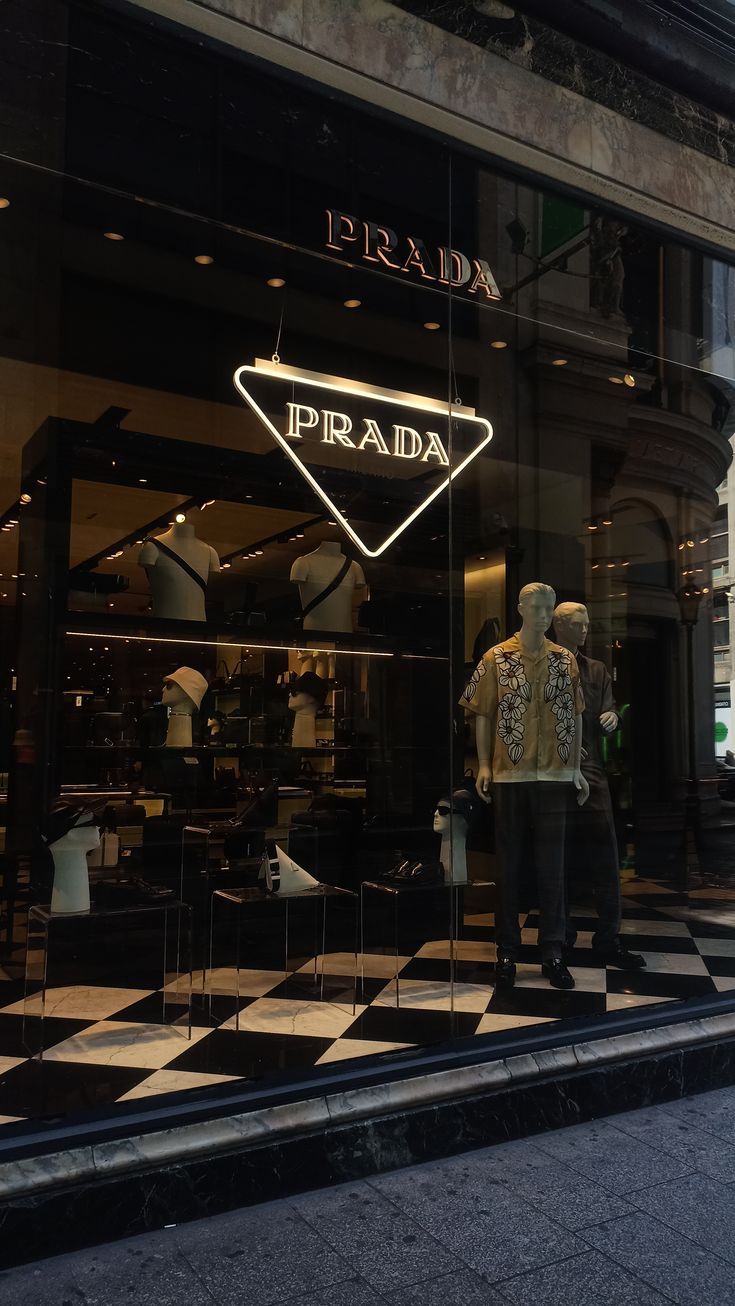 PRADA