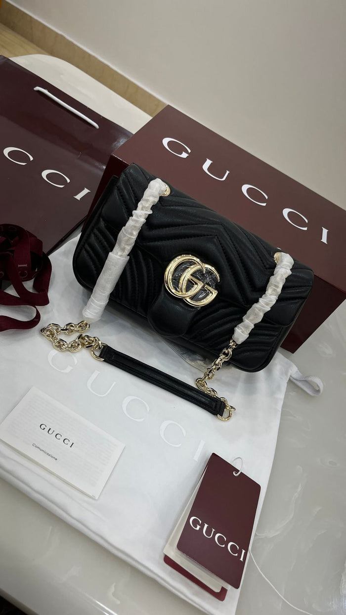 Gucci GG Marmont Small Shoulder Bag