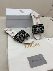 Dior flats