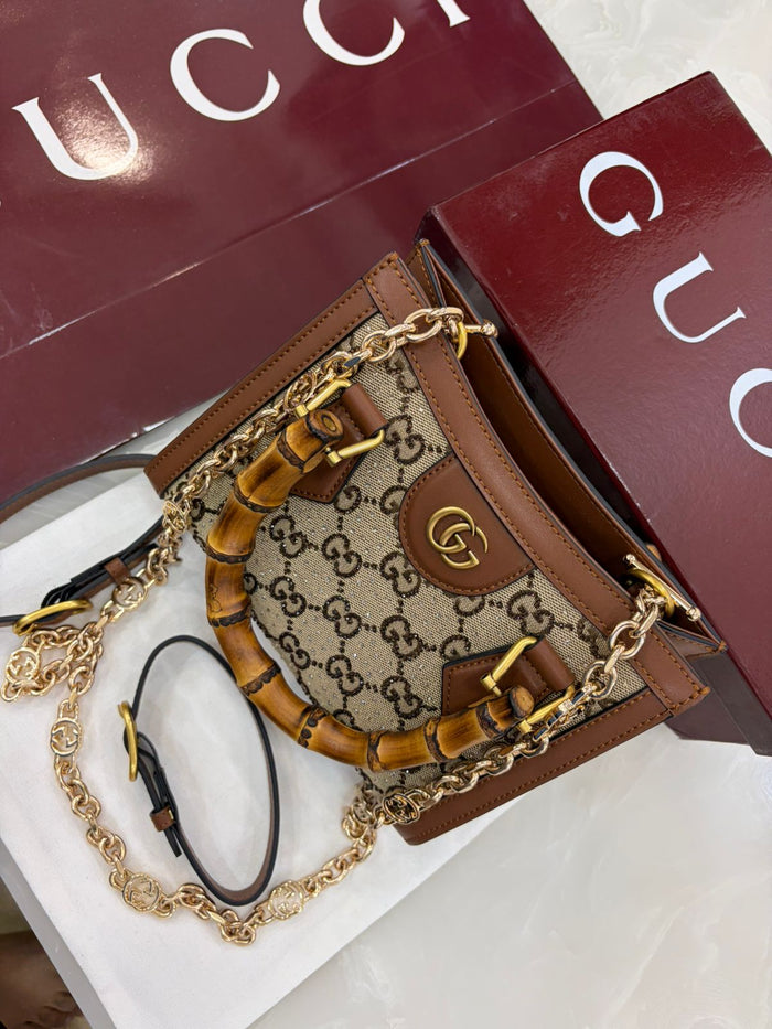 Gucci Diana mini tote bag
