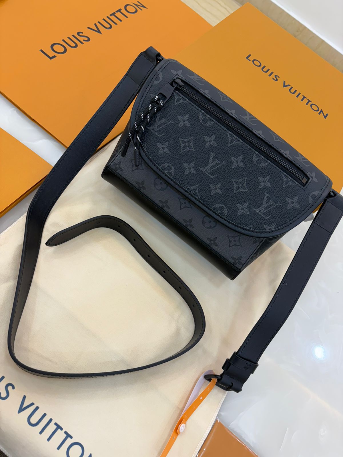 Louis Vuitton Pulse Messenger bag