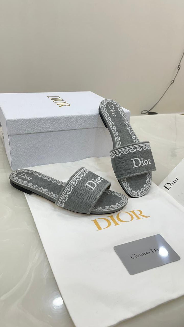 Dior flats