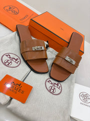 Hermès Giulia sandals