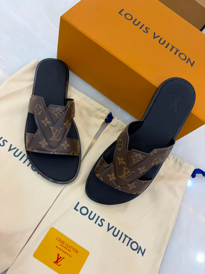 LV Oasis Mule by Louis Vuitton