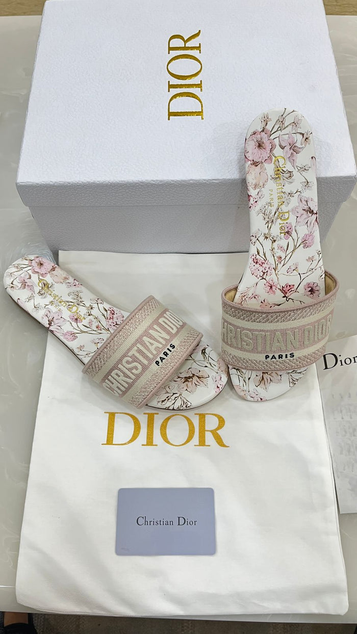 Dior flats