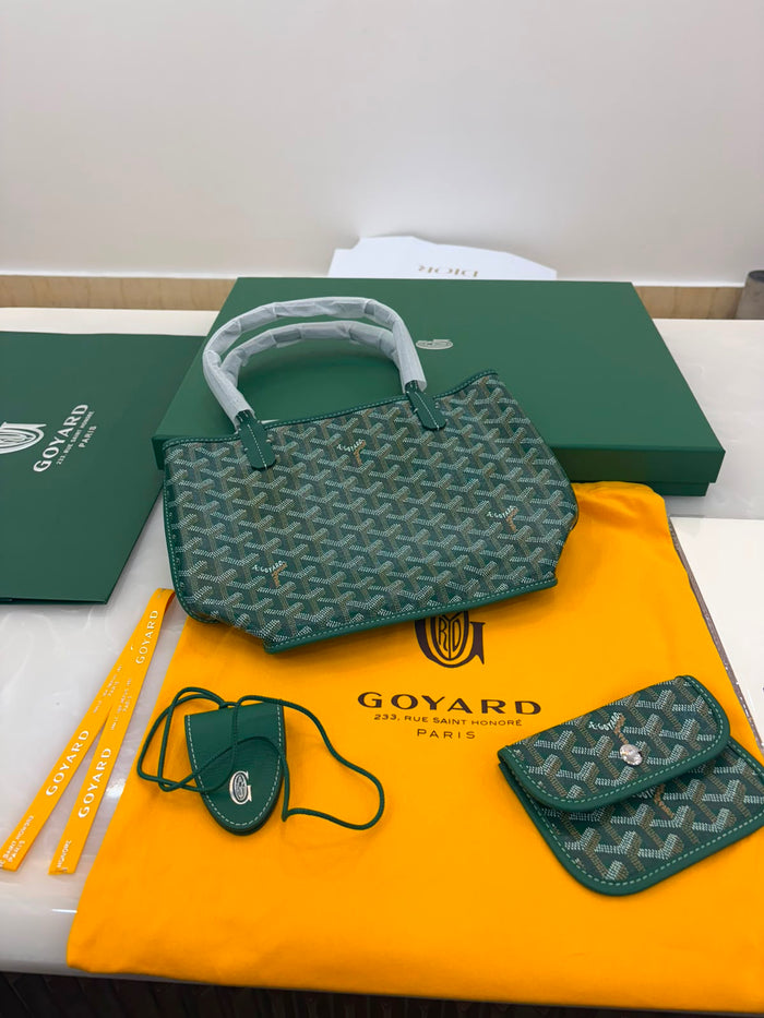 GOYARD Green Goyardine Canvas