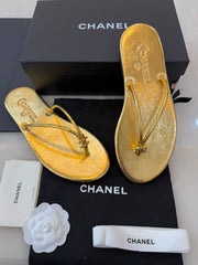 Chanel crackled Laminated Calfskin flat sandal