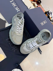 Dior B30 sneakers in a gray with white laces