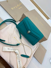 BVLGARI Serpenti Forever chain pochette