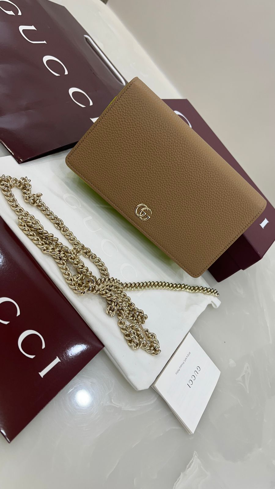 Beige Gucci GG Marmont wallet