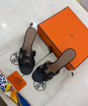 Hermès Oasis sandals