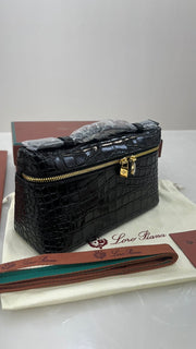 Loro Piana Extra Pocket L19 in black