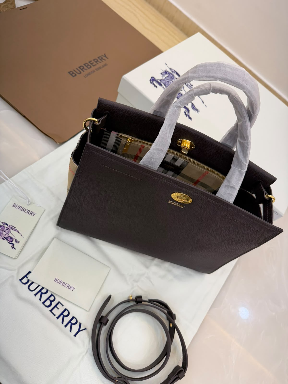 Burberry Check Cotswolds Tote