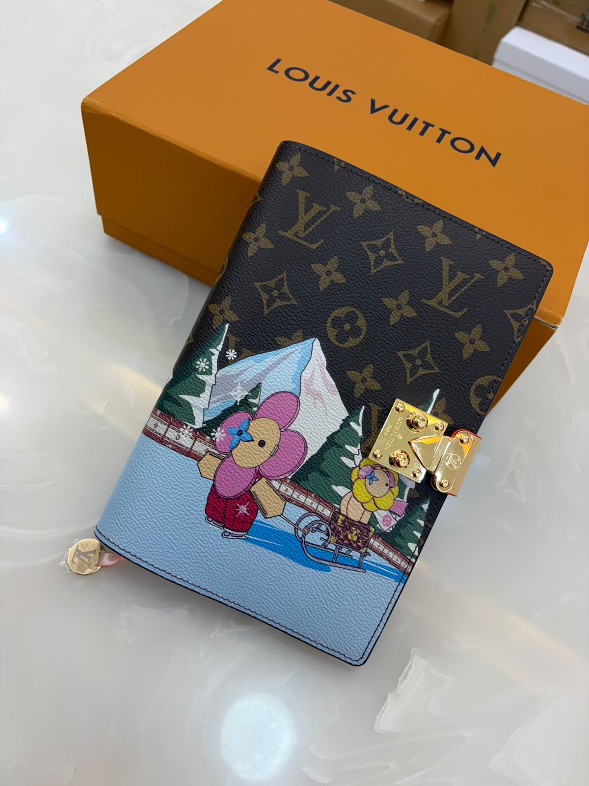 Lv notebook