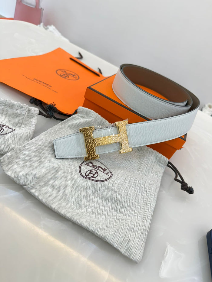 White and grey reversible Hermès leather belt