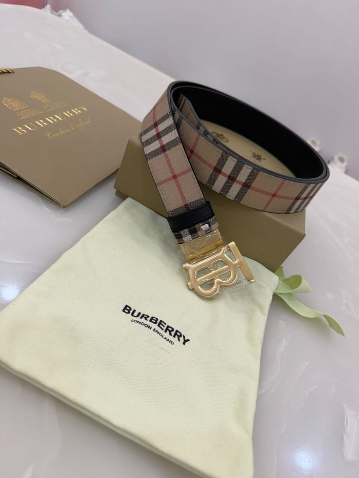Burberry Reversible Check TB Belt