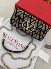 Valentino Garavani Locò shoulder bag