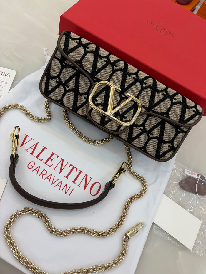 Valentino Garavani Locò shoulder bag