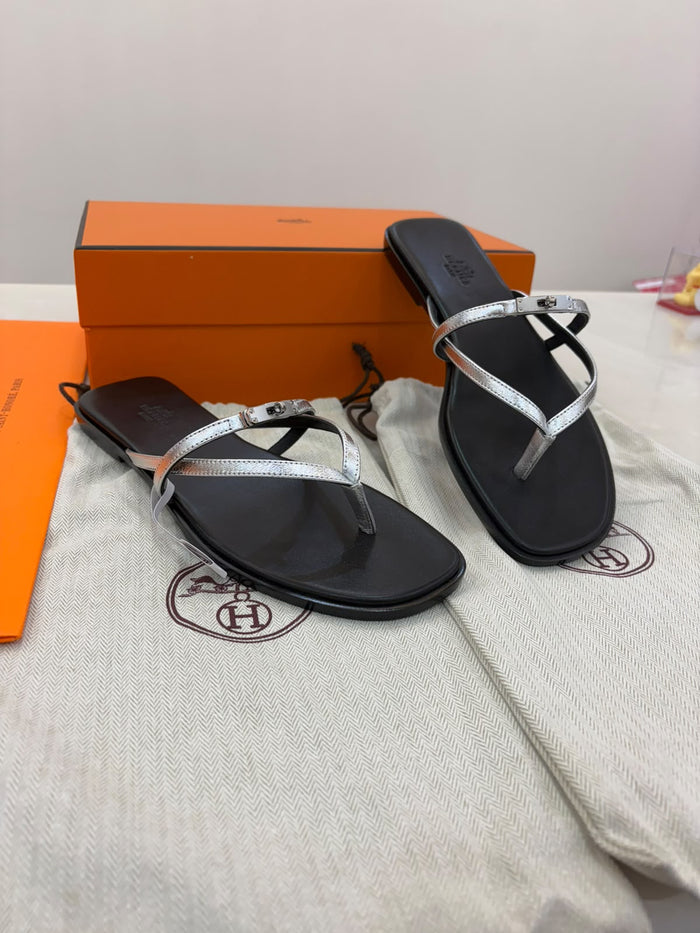 Hermès Miss sandals