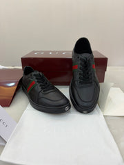 Gucci black leather low-top sneakers