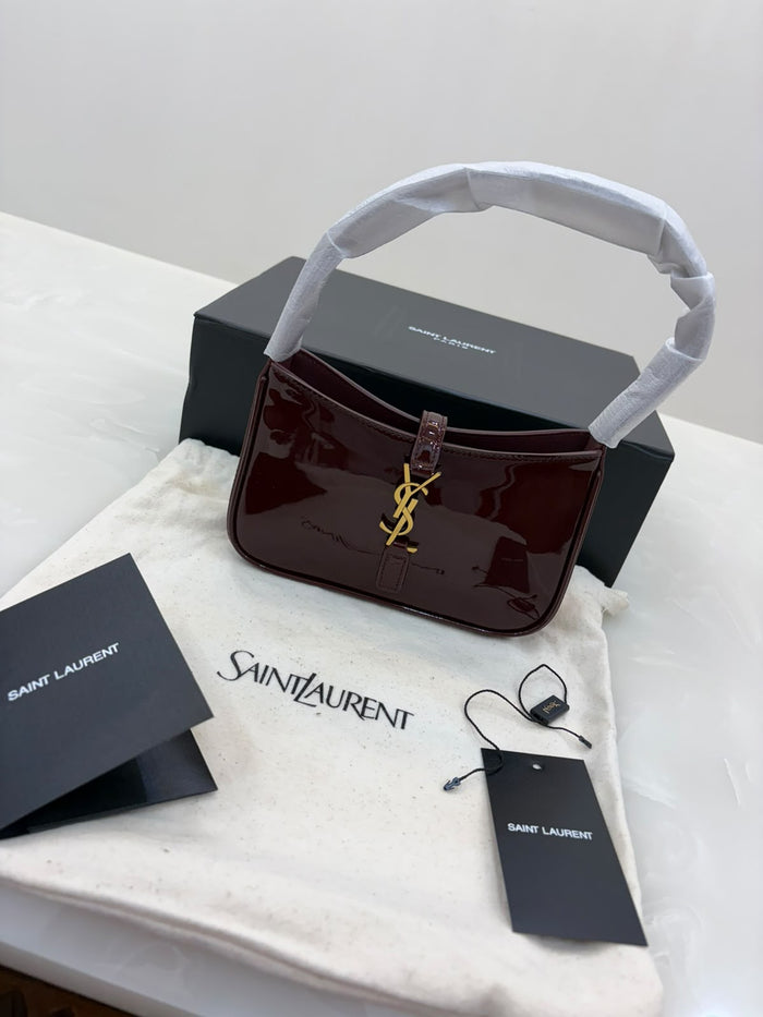 Saint Laurent Small Le 5 à 7 Shoulder Bag