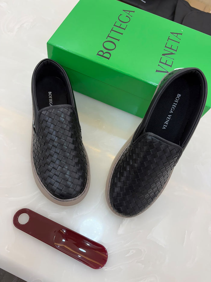 Black Bottega Veneta Serena Intrecciato slip-on sneakers