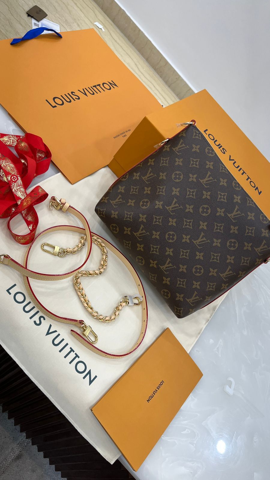 Louis Vuitton Multipass handbag,