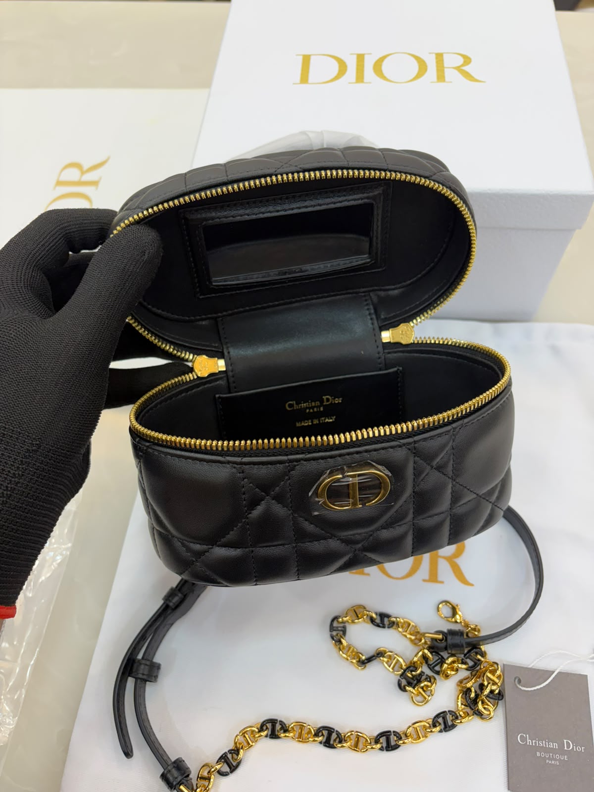 Black lambskin Dior Caro Mini Vanity Case