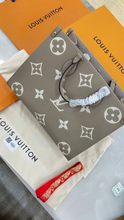 Louis Vuitton OnTheGo MM